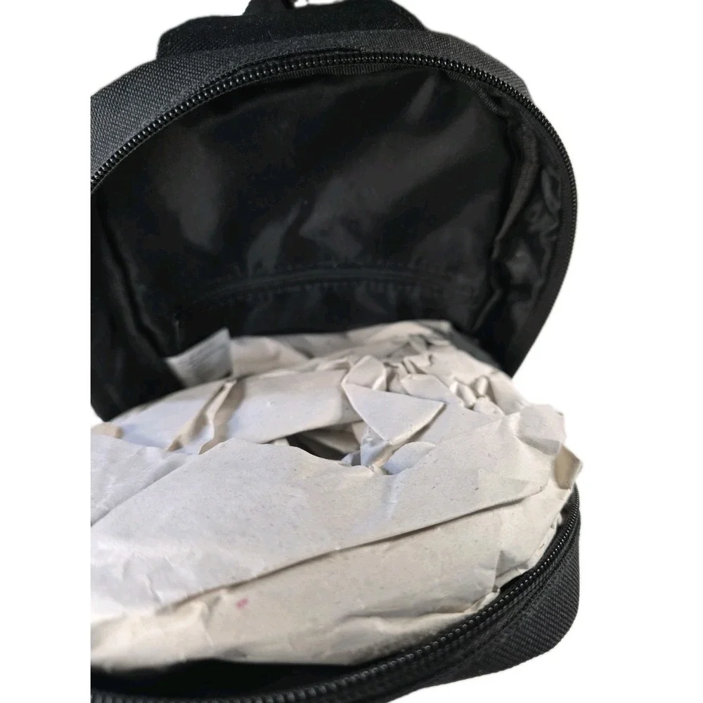 No Boundaries Men's Canvas Sling Bag Crossbody Chest Pack - Black (NWOT)